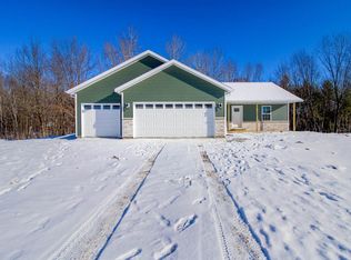 836 Fairway Dr, Mosinee, WI 54455