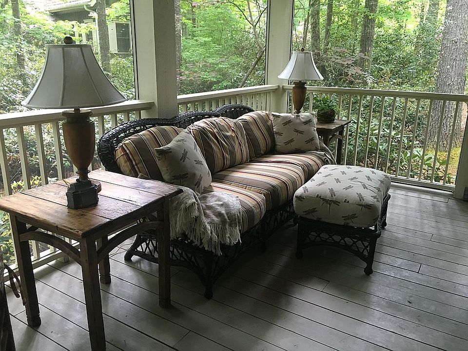 2nd image of 98 Arrowhead Cottage Rd