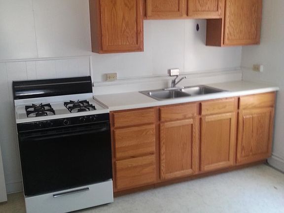 5th image of 310 S Avenue I APT C