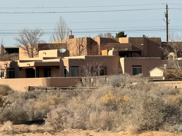 5700 Rio Mimbres Rd NE, Rio Rancho, NM 87144
