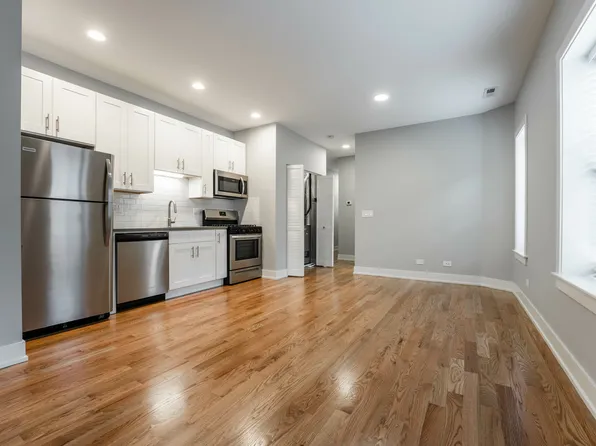 2112 N Sedgwick St #3, Chicago, IL 60614