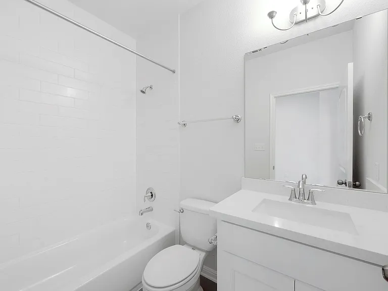 1313 Marina Grand Ter — Photo 22