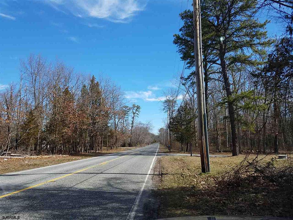 2nd image of 289 Chestnut Neck Rd