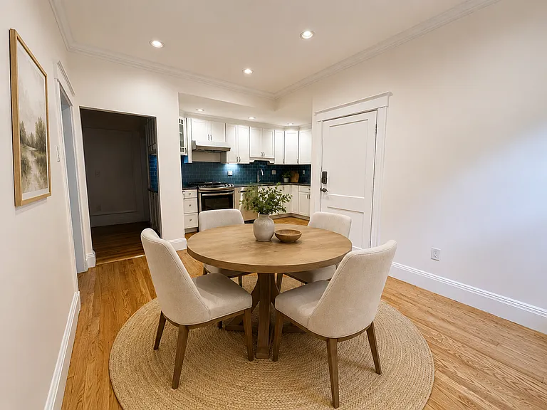 200 Winchester St #1 — Photo 4