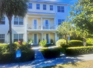 2720 NE 9th Ave, Wilton Manors, FL 33334