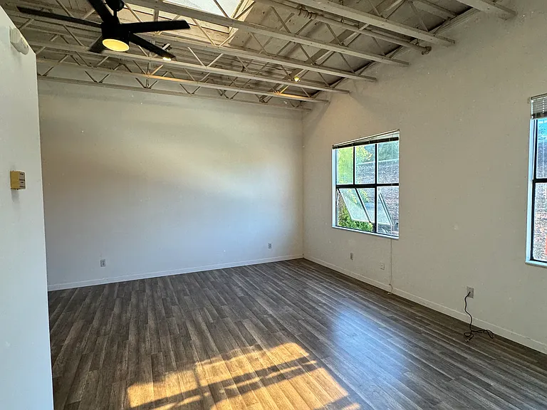 139 W Richmond Ave #7 — Photo 5
