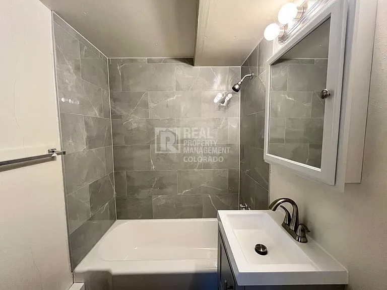 1221 N Clarkson St #2 — Photo 10