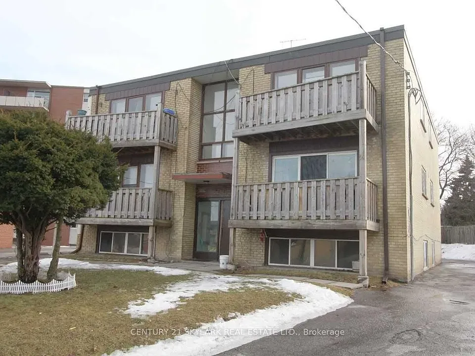 371 Elgin Ct #1