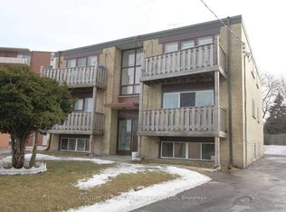 371 Elgin Ct #1, Oshawa, ON L1J2P5