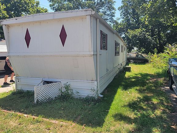 5th image of 4625 S Seneca St Lot 2
