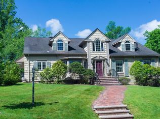 36 Robert Dr, Short Hills, NJ