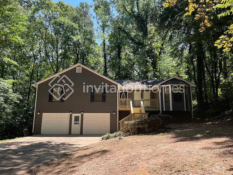 2553 Mohawk Trl — Photo 1