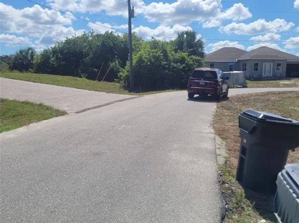 S Hartsdale St, North Pt, FL 34287