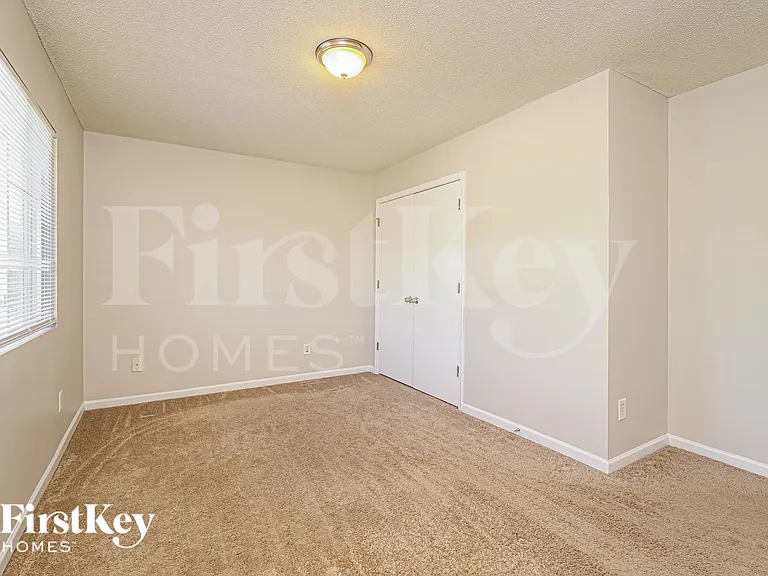 2645 Ninfield Dr — Photo 14