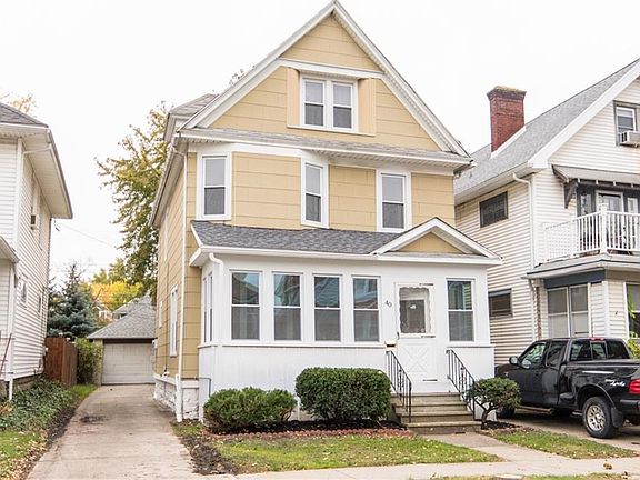 2nd image of 40 W Hazeltine Ave