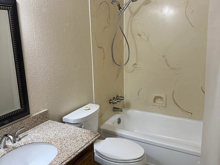 6893 Folsom Oaks Ct — Photo 13