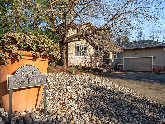 2nd image of 5680 Eagle Rock Court