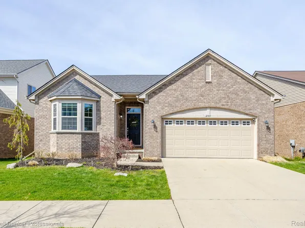 2349 Palmetto, Commerce Twp, MI 48382