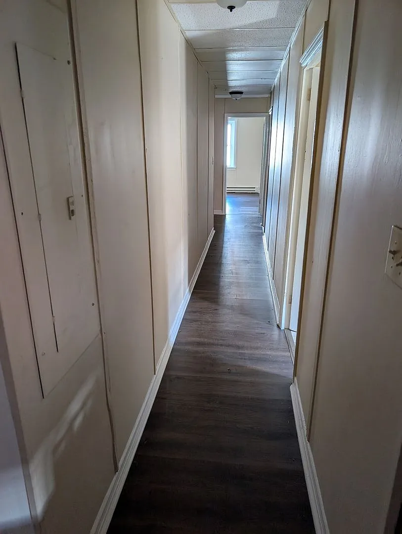 718 Centre Street — Photo 4
