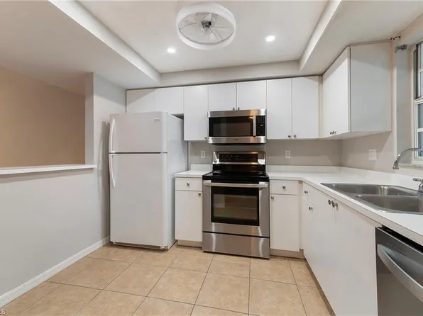 28230 Pine Haven WAY #67, BONITA SPRINGS, FL 34135