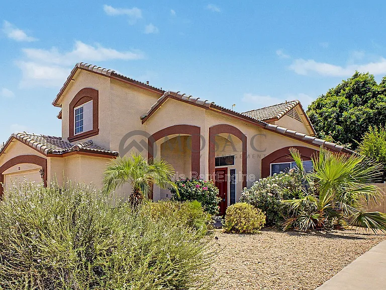 820 N Granada Dr — Photo 4