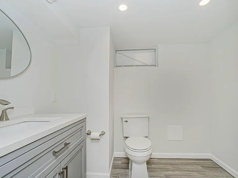 292 Chesterton Ave #1 — Photo 9