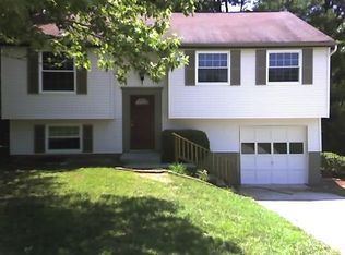1385 Parkmont Dr, Roswell, GA 30076