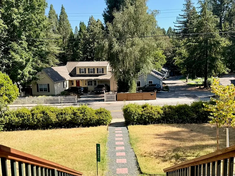 522 Sacramento St — Photo 5