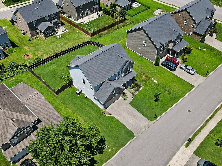 2861 Meadow Gln — Photo 43
