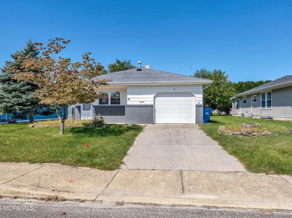 5 Kinsale Street, Toms River, NJ 08757