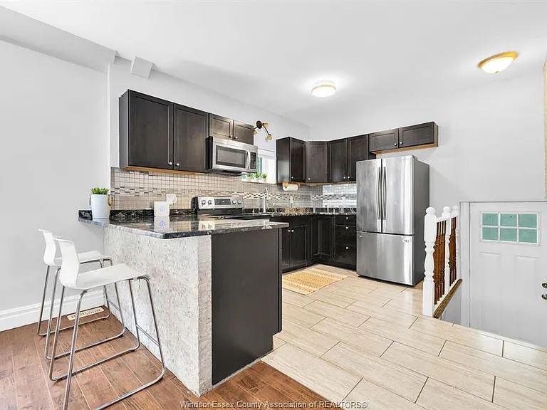 1341 McKay Ave — Photo 4