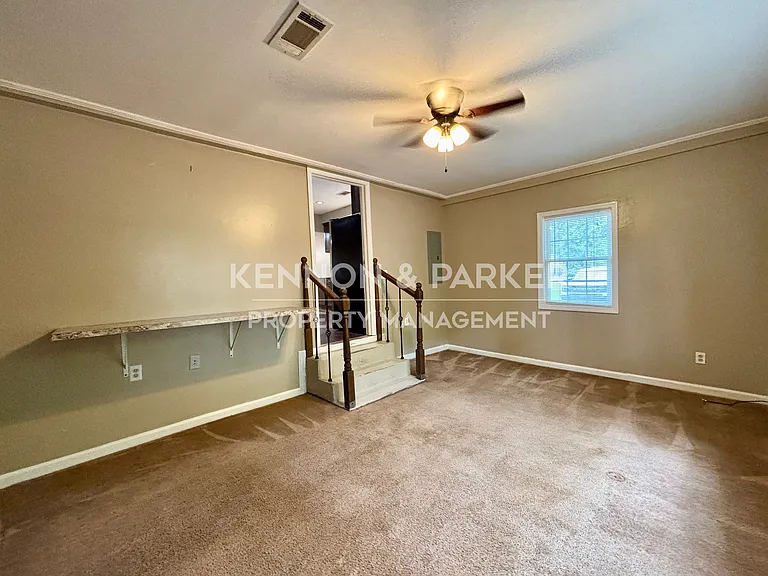 503 Lake Condy Rd — Photo 23