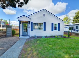 213 N 8th St, Mount Vernon, WA