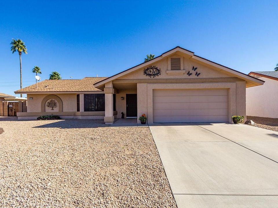 1st image of 14210 W Yosemite Dr