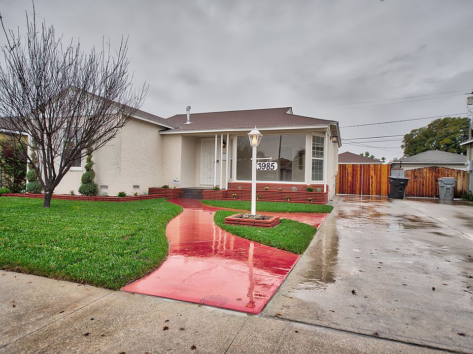 1st image of 3985 Beechwood Ave