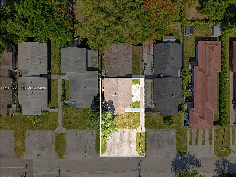 20117 SW 88th Ct — Photo 24