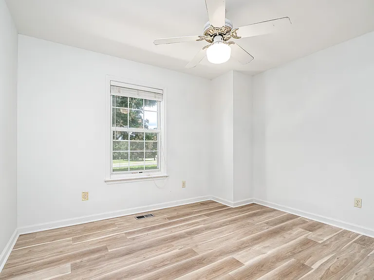 2718 Buckner Ln — Photo 24