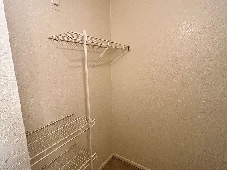 3052 N Alvernon Way #105 — Photo 14