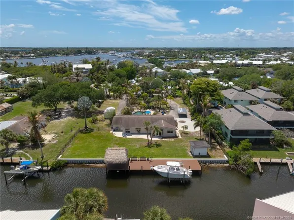 4109 SE Whiticar Way, Stuart, FL 34997