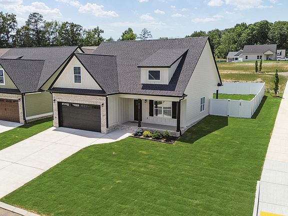 3rd image of 5125 Ella Ln NE