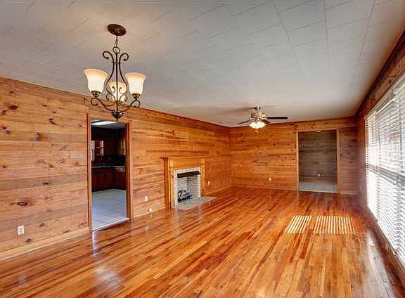 2nd image of 113 Bayou Ave E