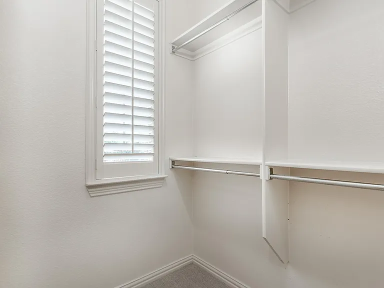 921 Pine Burst Dr — Photo 5
