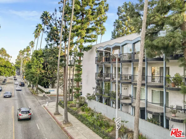 7560 Hollywood Blvd APT 306, Los Angeles, CA 90046