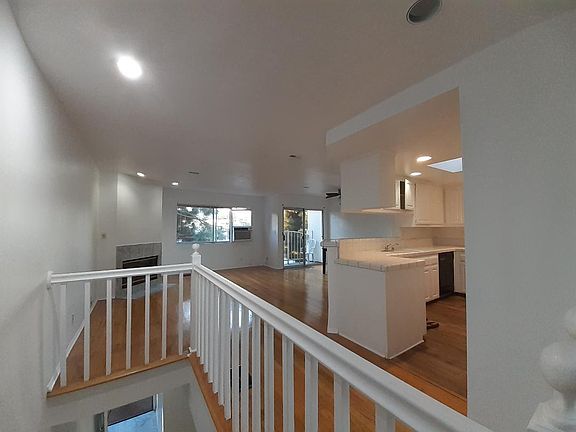 5th image of 110 N Marshall Ct #201