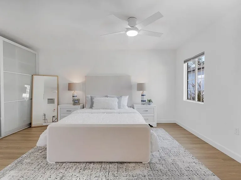 17733 Los Alimos St — Photo 22