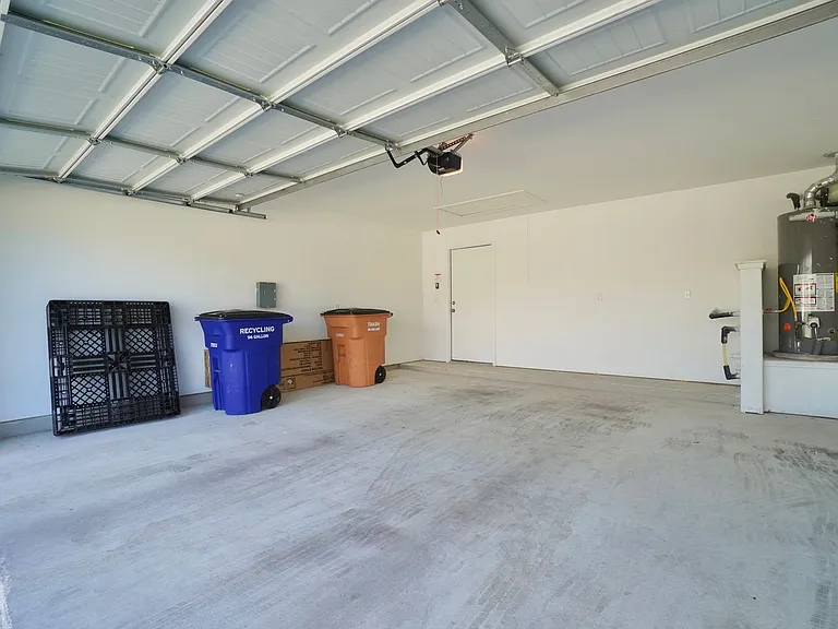 10709 Steinbeck Dr — Photo 31