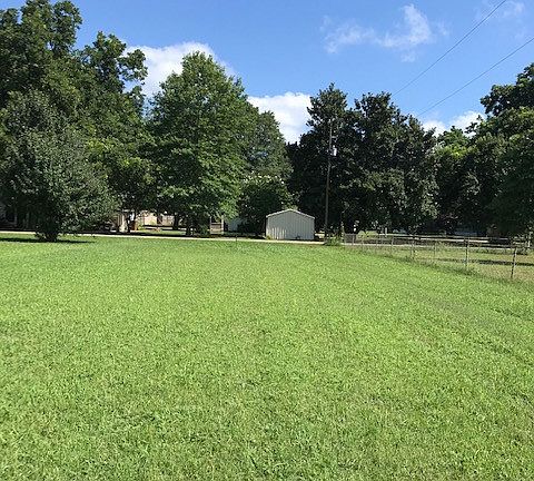 5th image of 130 Lakeview Dr