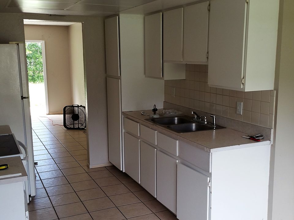 1st image of 2430 Herb Ave S