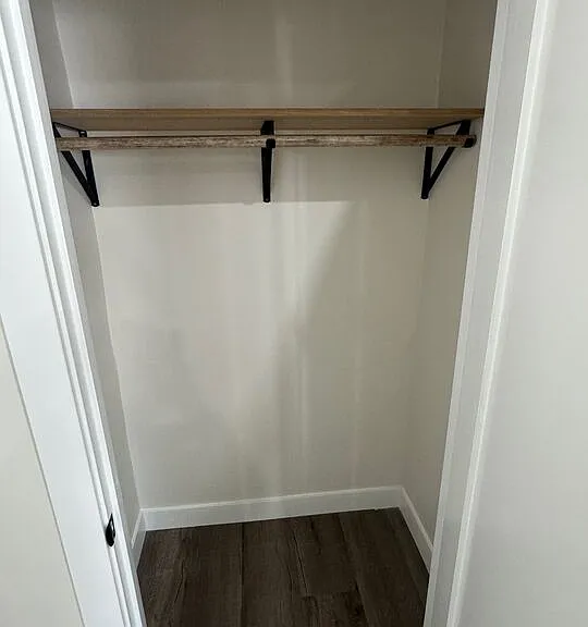 241 N Park View St #243 — Photo 5