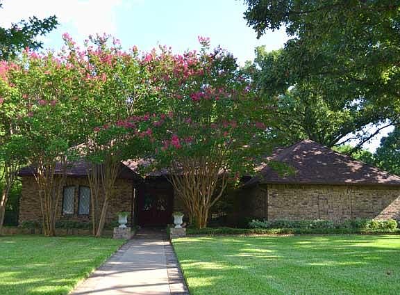 2nd image of 11917 Blue Creek Dr